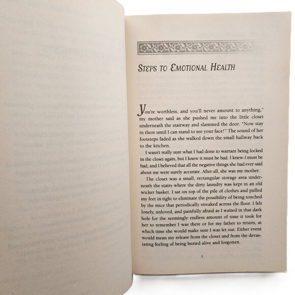 Lord, I Want to Be Whole: The Power of Prayer & Scripture in Emotionalal Healing - Picture 4 of 6